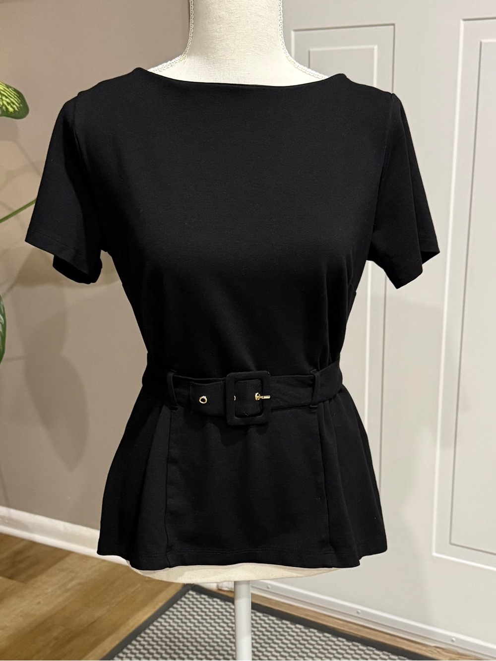 Anne Klein Women’s Black Belted Peplum Top size M